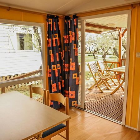 Camping Castillo De ลัวร์เร ภายนอก รูปภาพ