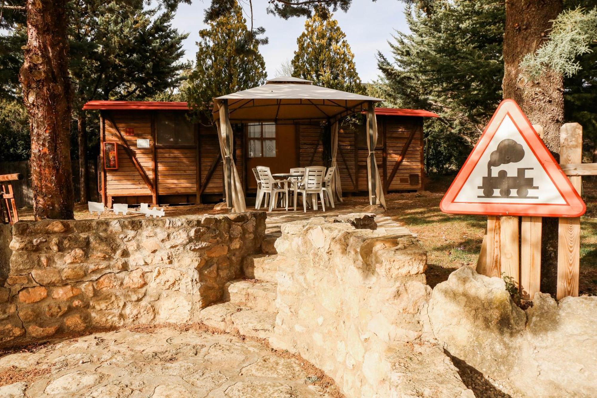 Camping Castillo De ลัวร์เร ภายนอก รูปภาพ