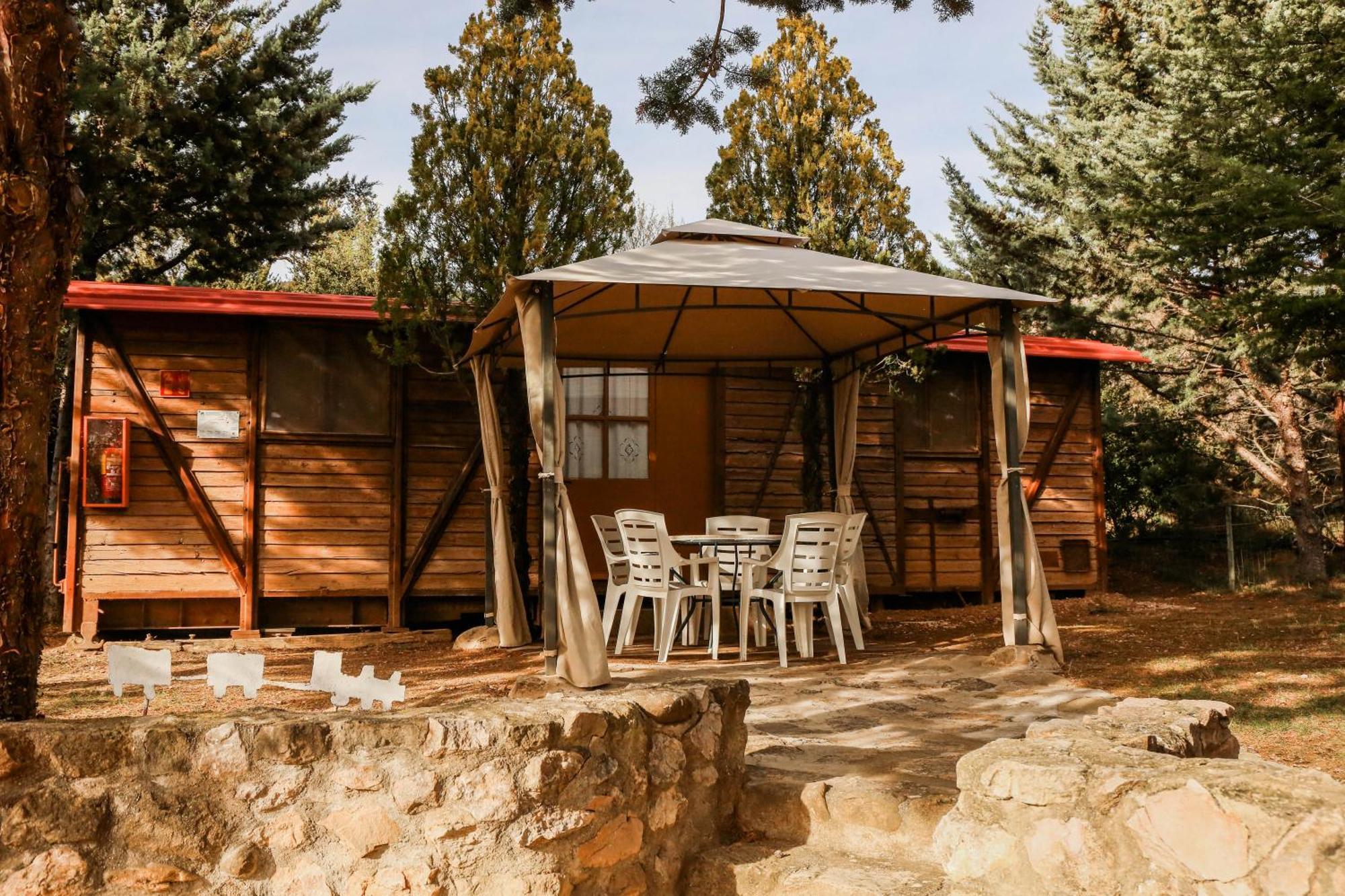 Camping Castillo De ลัวร์เร ภายนอก รูปภาพ
