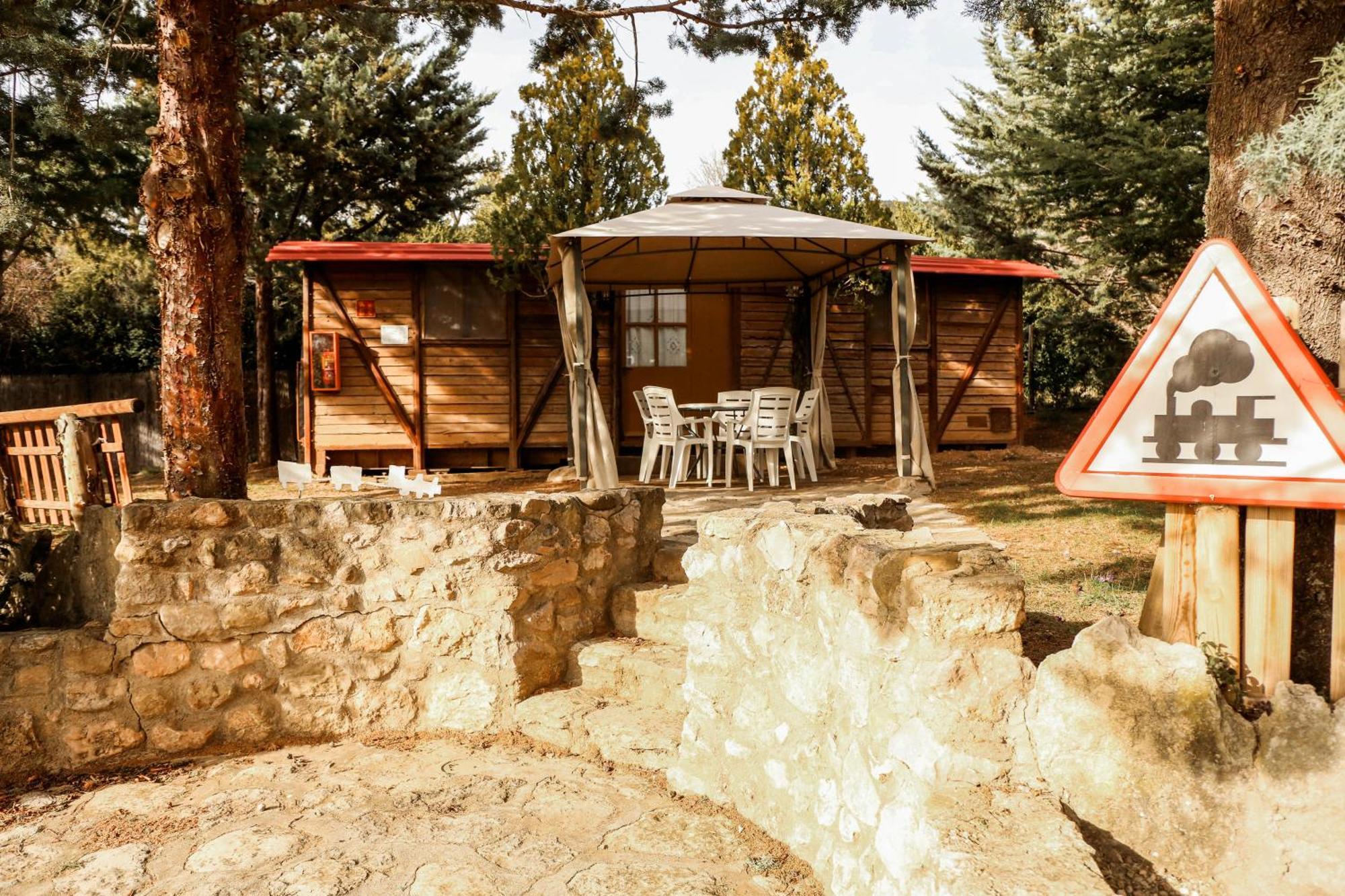 Camping Castillo De ลัวร์เร ภายนอก รูปภาพ