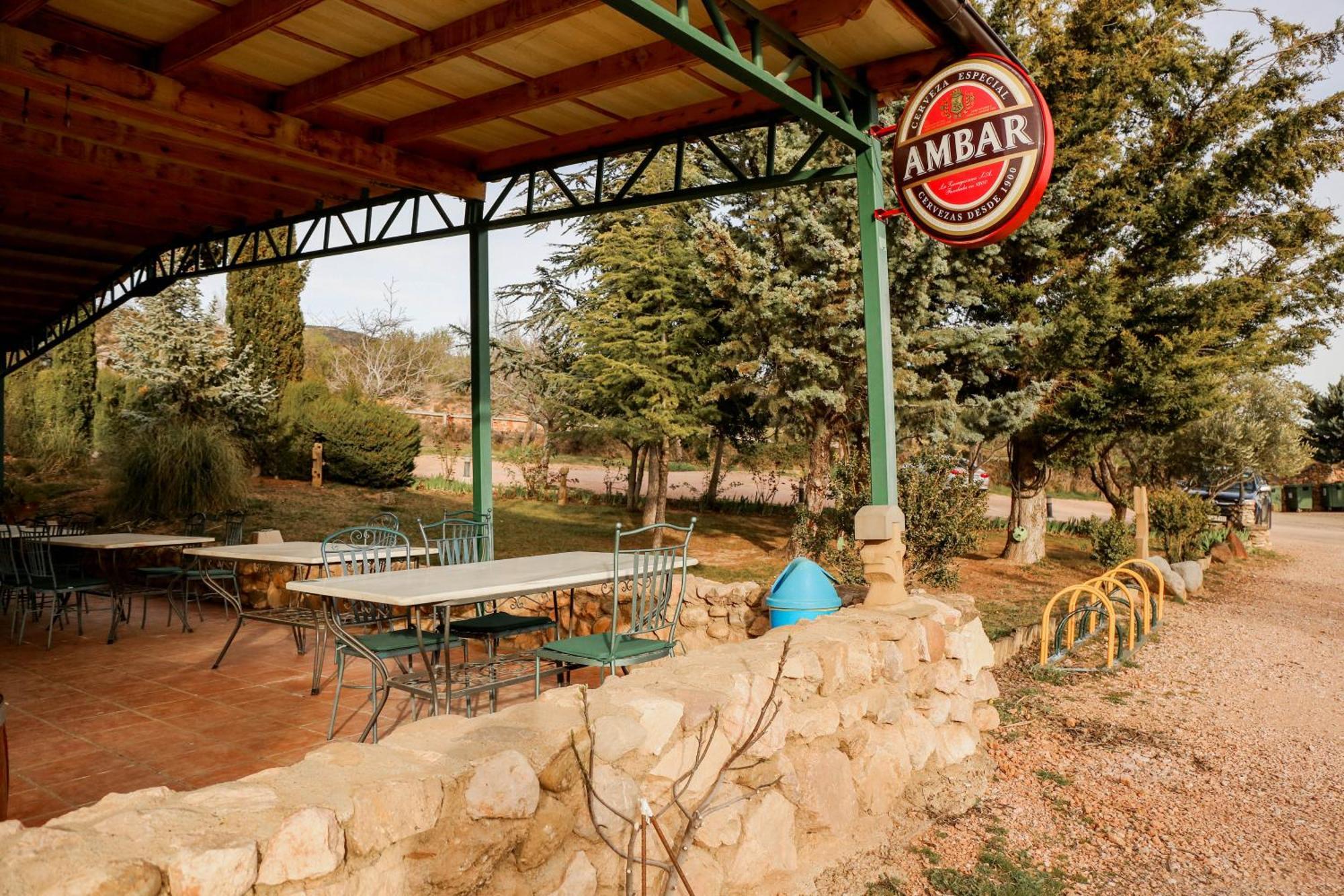 Camping Castillo De ลัวร์เร ภายนอก รูปภาพ