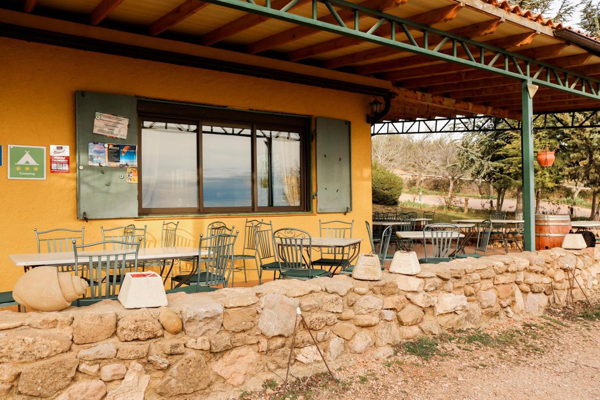 Camping Castillo De ลัวร์เร ภายนอก รูปภาพ