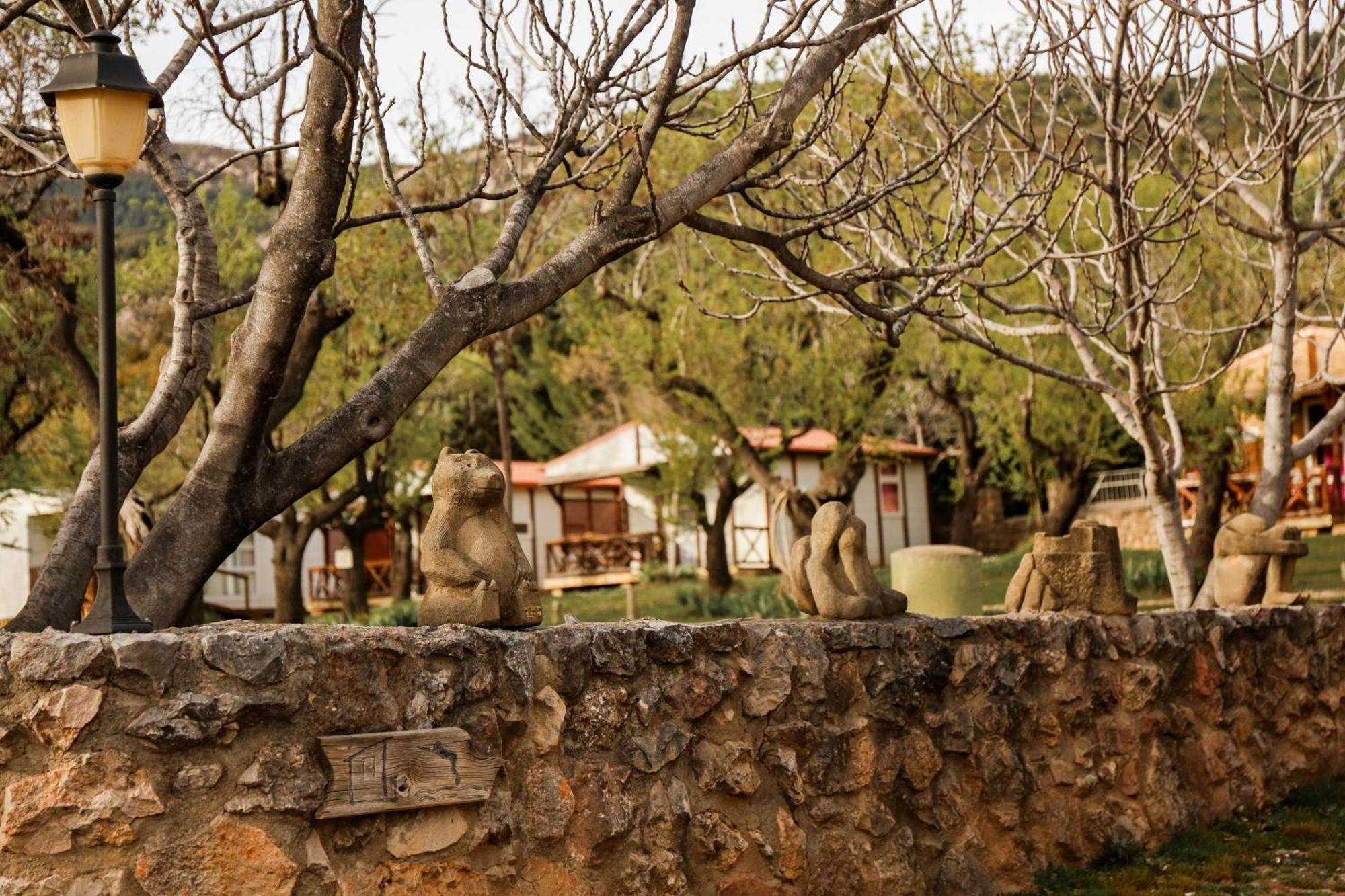 Camping Castillo De ลัวร์เร ภายนอก รูปภาพ