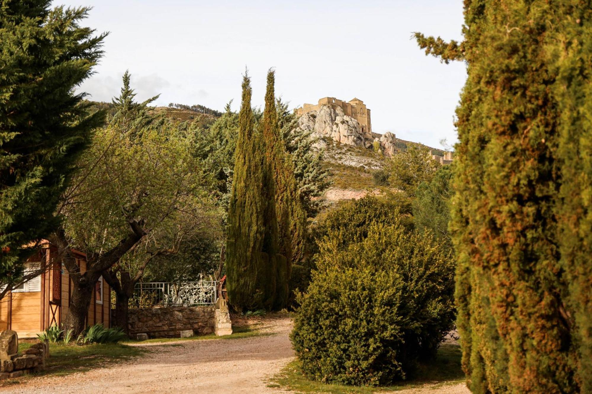 Camping Castillo De ลัวร์เร ภายนอก รูปภาพ