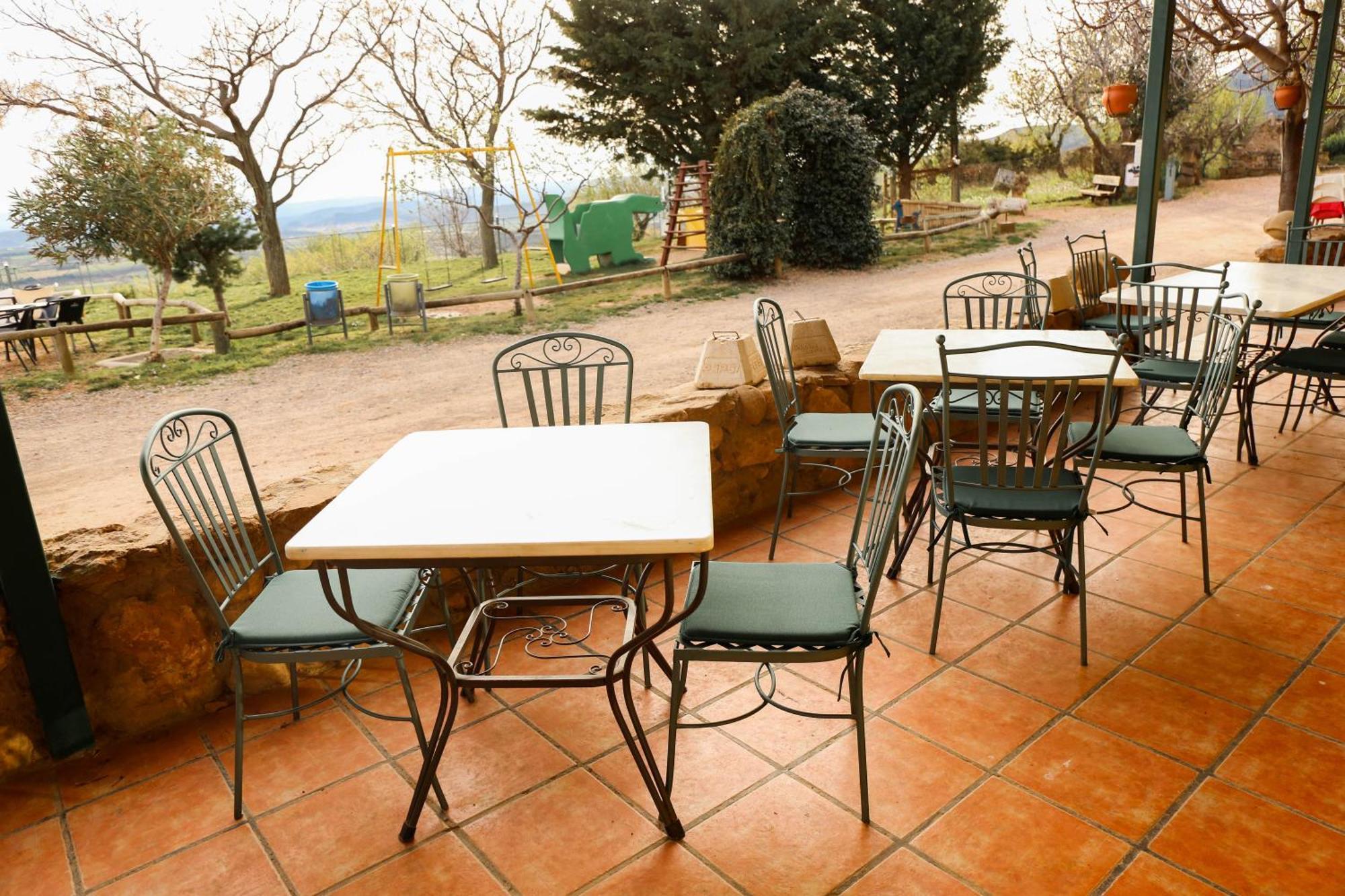 Camping Castillo De ลัวร์เร ภายนอก รูปภาพ