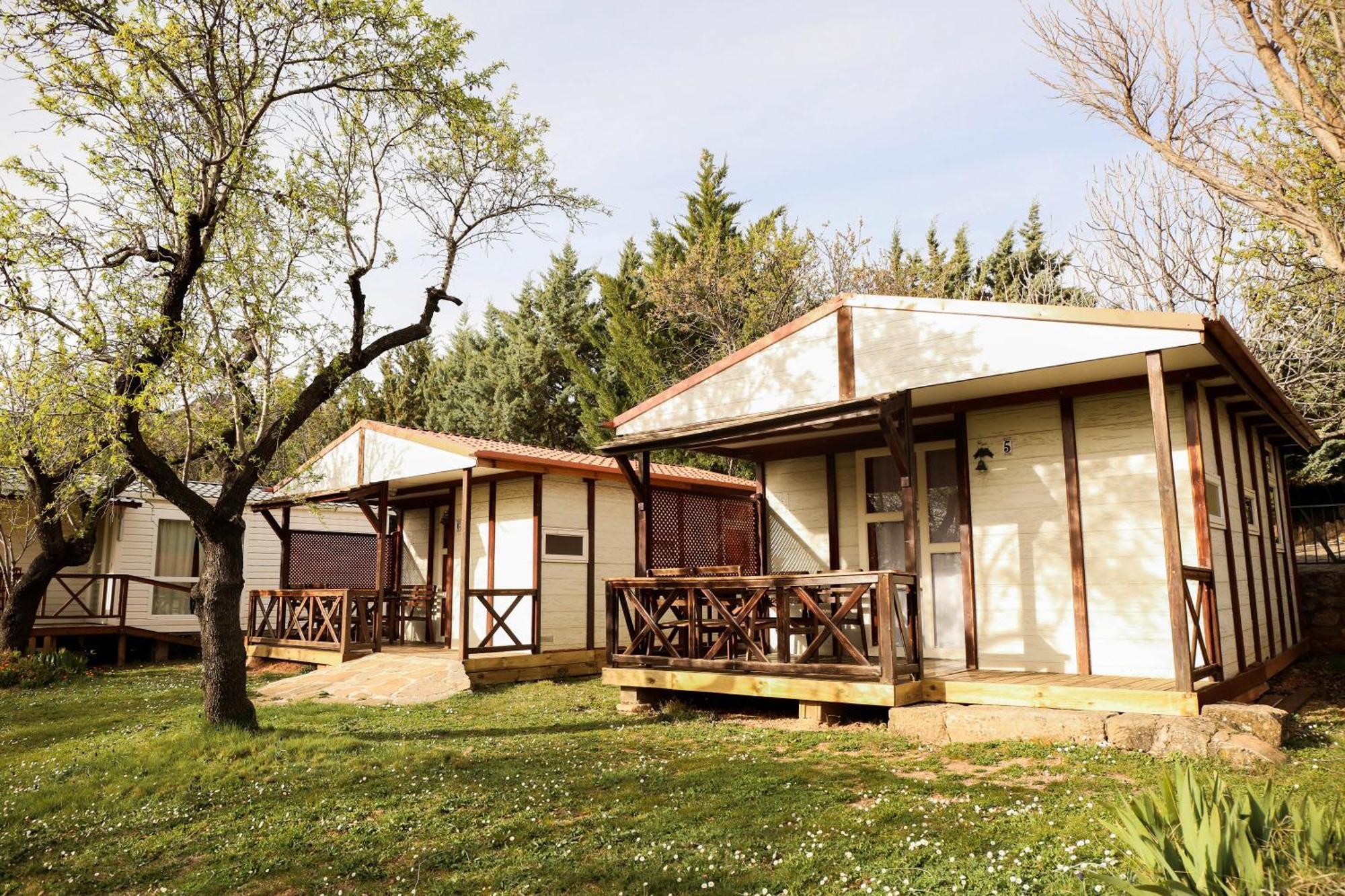 Camping Castillo De ลัวร์เร ภายนอก รูปภาพ