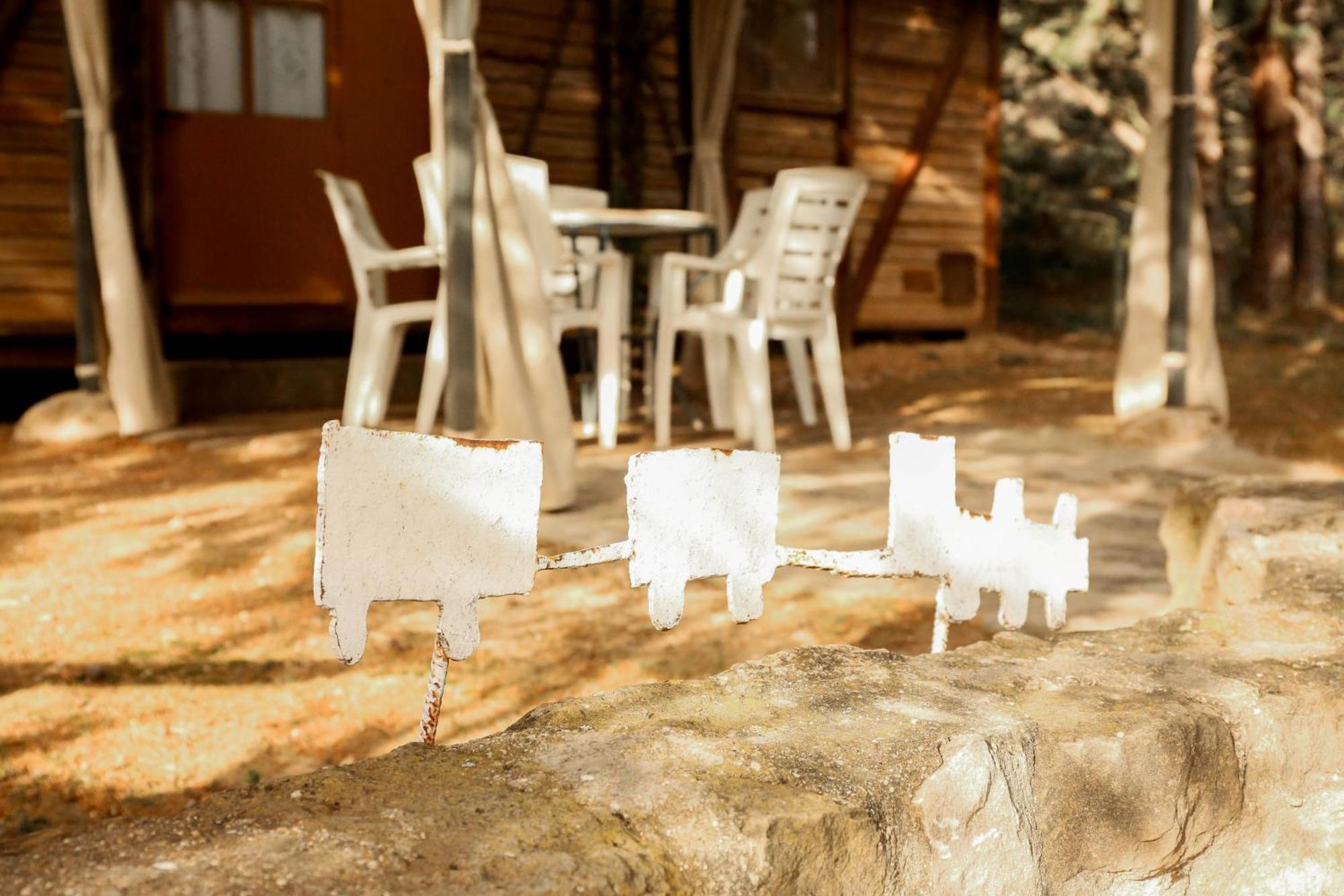 Camping Castillo De ลัวร์เร ภายนอก รูปภาพ