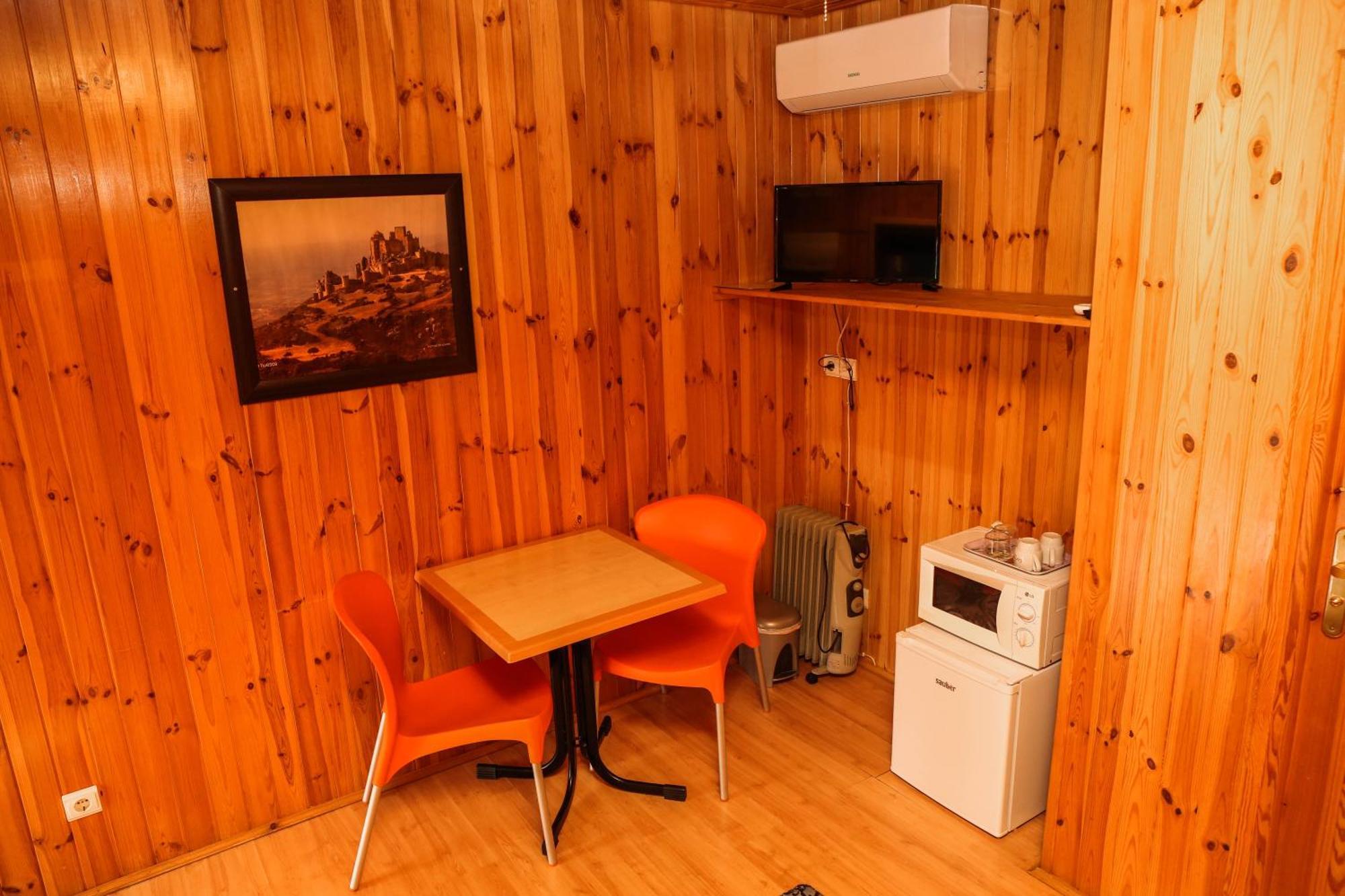Camping Castillo De ลัวร์เร ภายนอก รูปภาพ